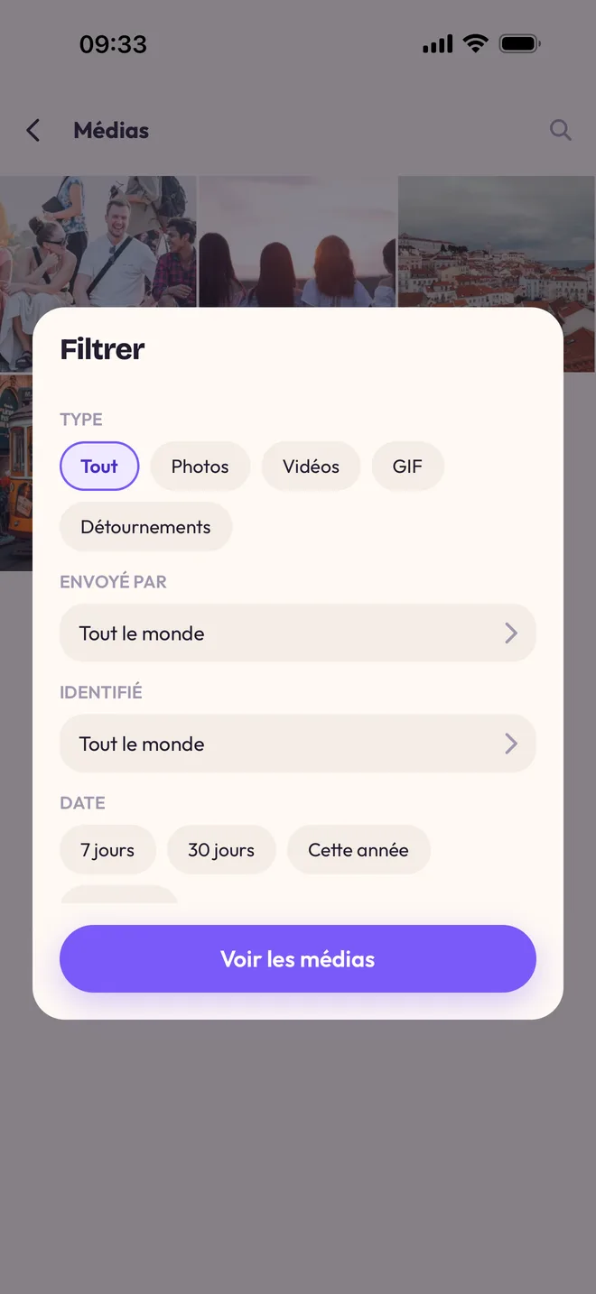 Les filtres de la galerie : type (Tout, Photos, Vidéos, GIF, Détournements), envoyé par, identifié, et date sur 7 jours, 30 jours ou cette année.